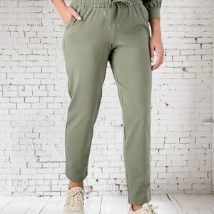 Zuda Women’s Olive Green Jogger Pants 4X NWT | Soft Stretchy Athleisure Fit